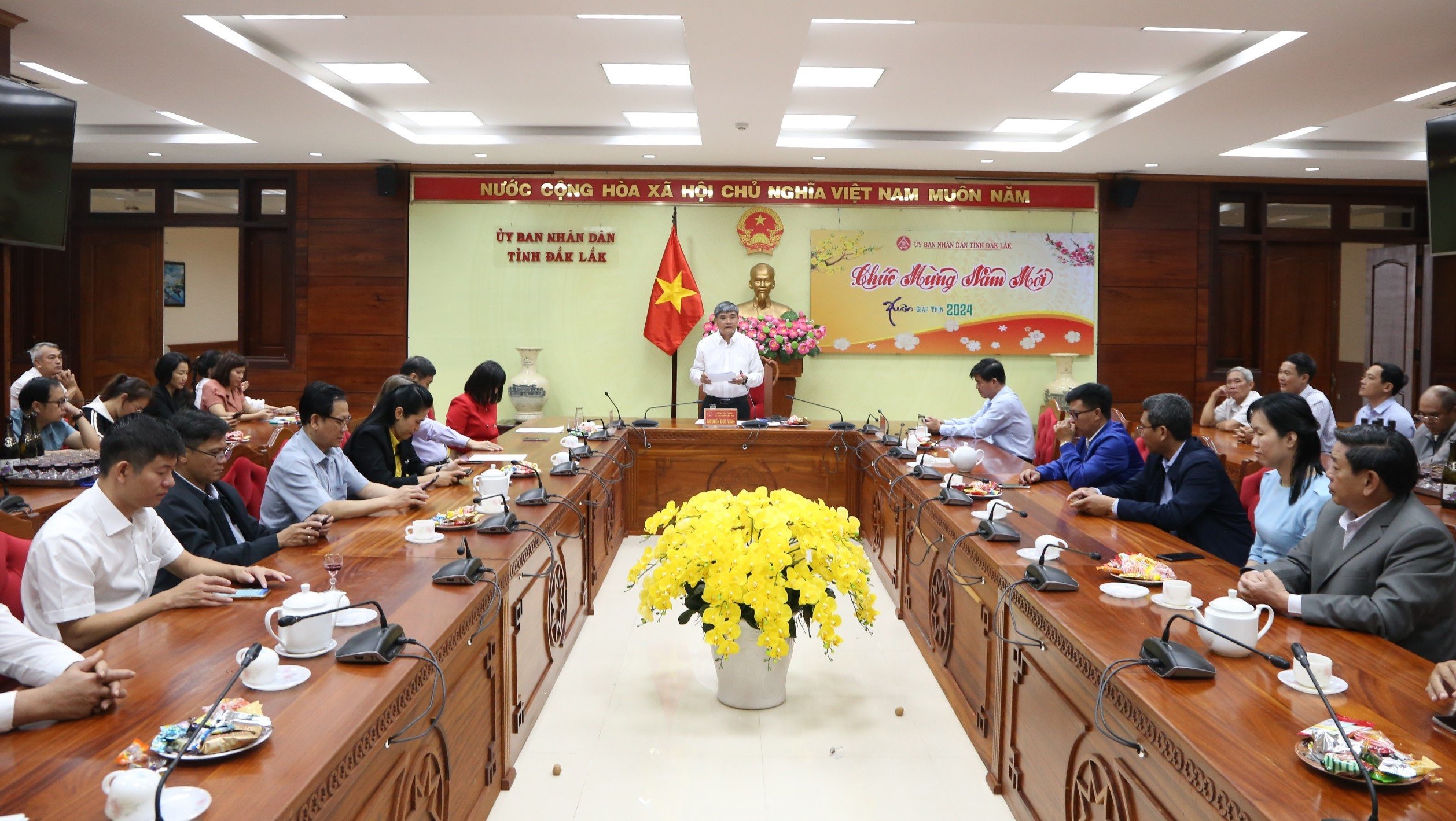 Văn phòng UBND tỉnh tổ chức Gặp mặt đầu Xuân Giáp Thìn 2024